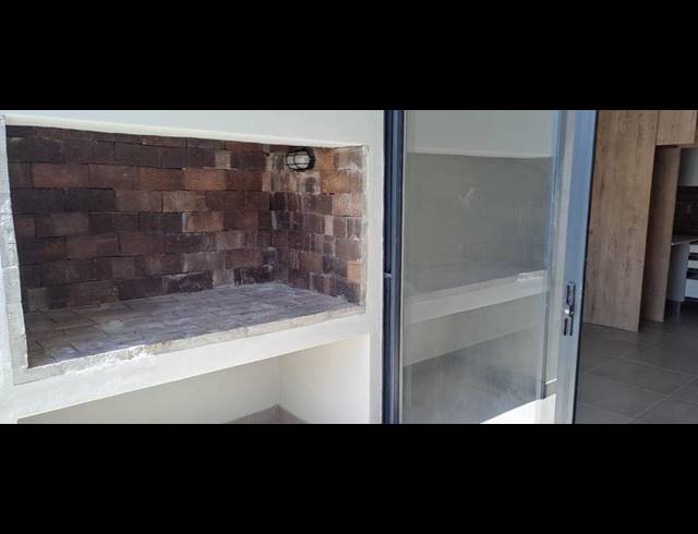 2 BEDROOM PROPERTY TO RENT IN DURBANVILLE CENTRAL